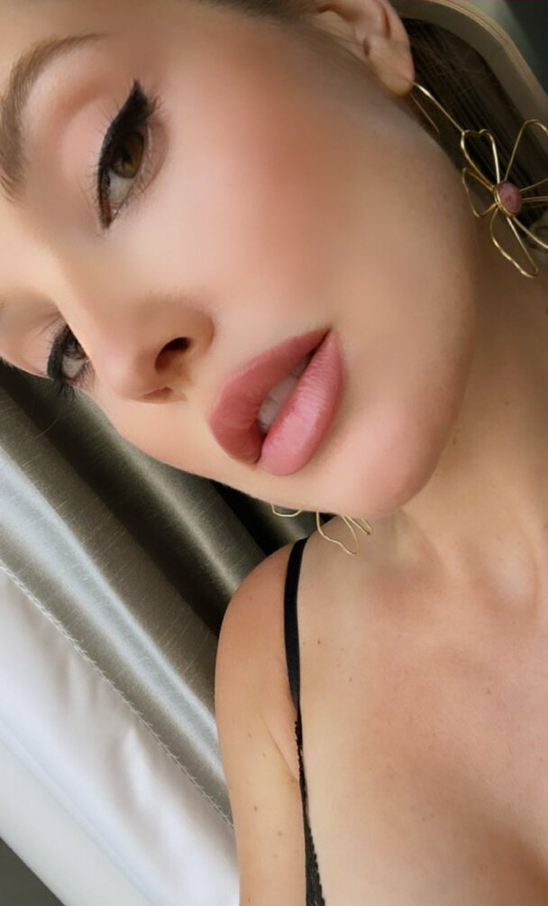 amanda-cerny gallery photo #2128