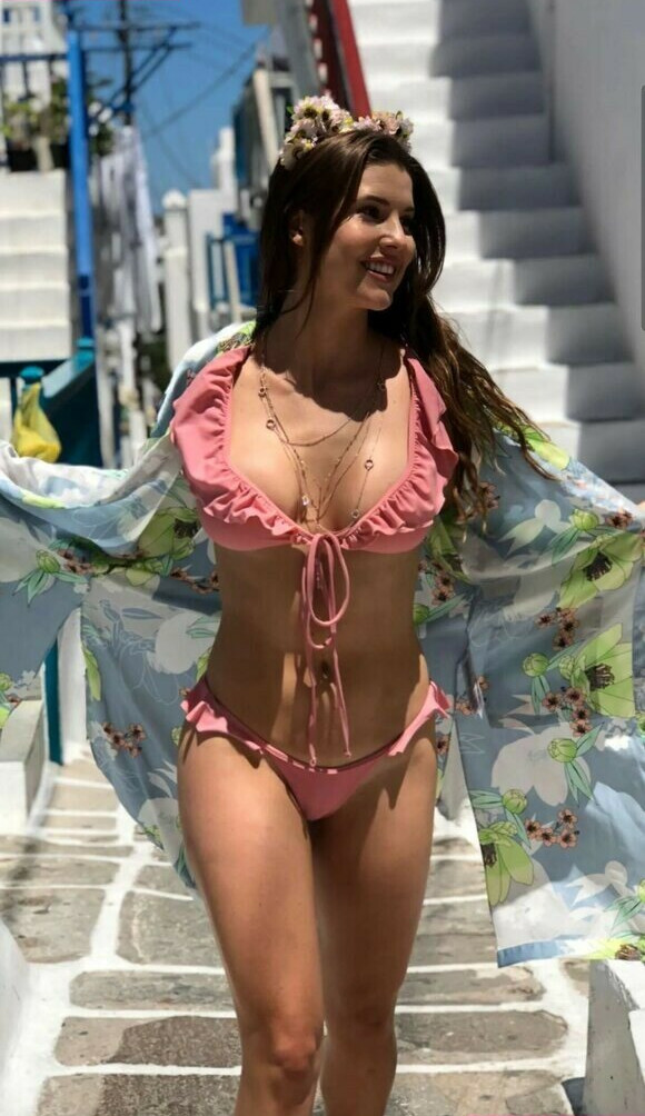 amanda-cerny gallery photo #2142