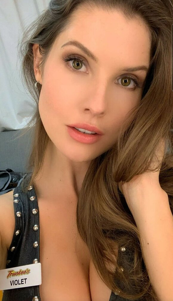 amanda-cerny gallery photo #2217