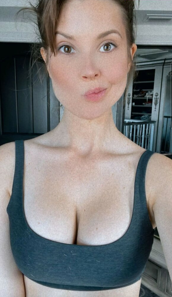 amanda-cerny gallery photo #2268