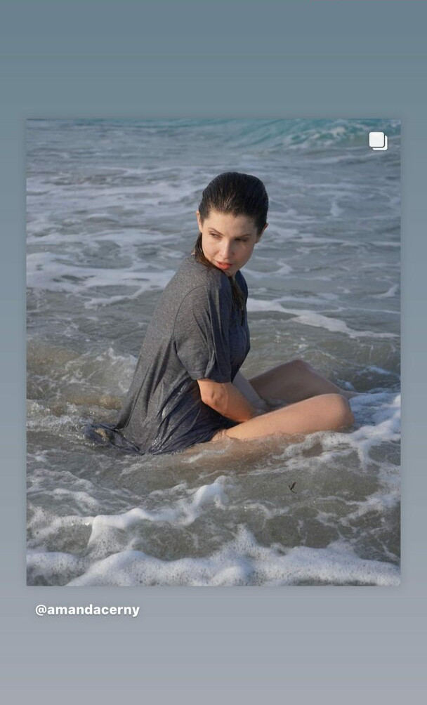 amanda-cerny gallery photo #2357