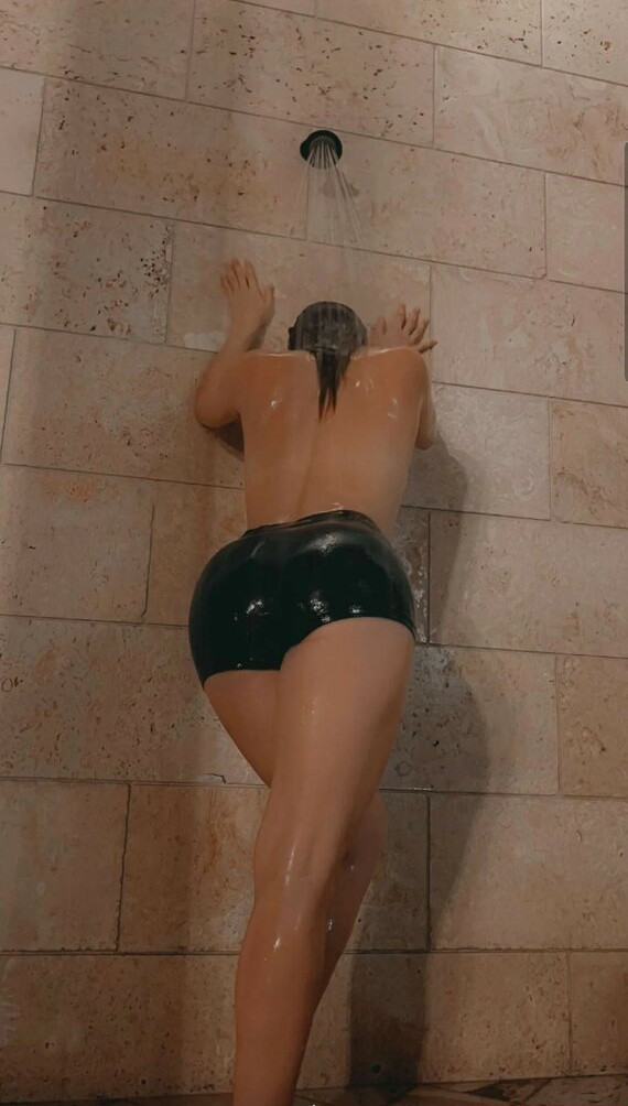 amanda-cerny gallery photo #2364