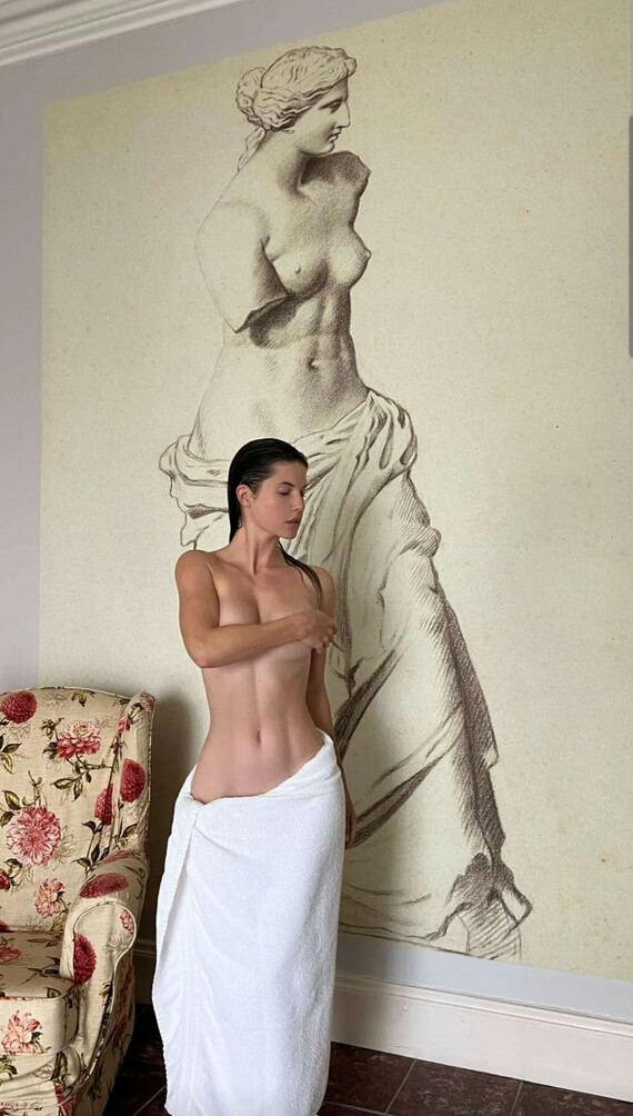 amanda-cerny gallery photo #2389