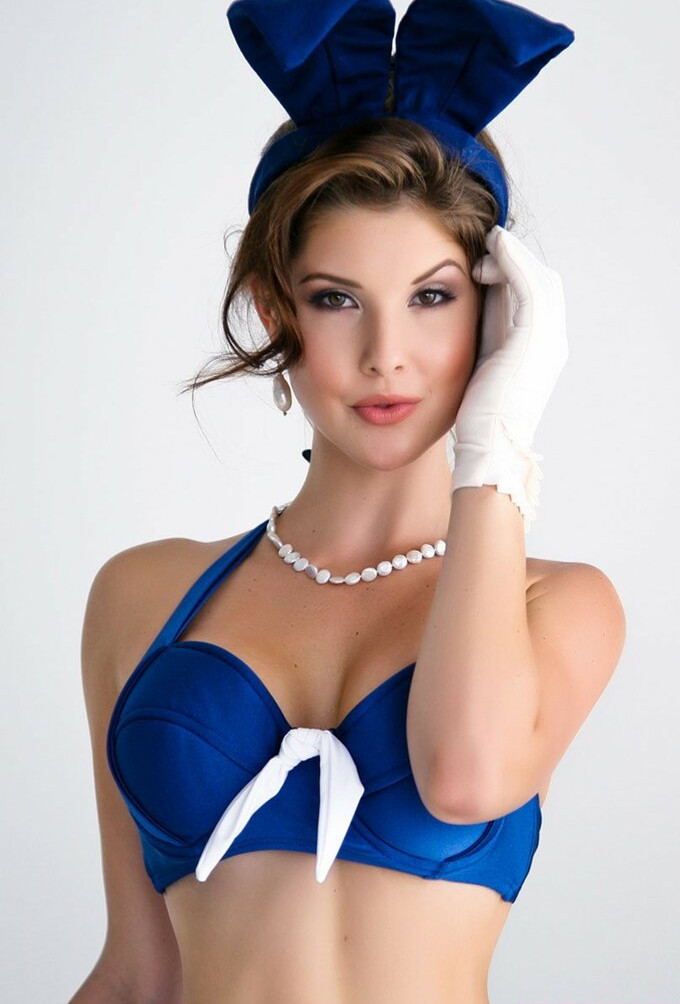 amanda-cerny gallery photo #2472