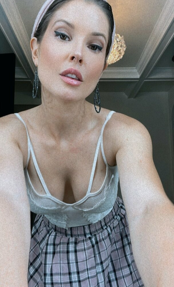 amanda-cerny gallery photo #2518