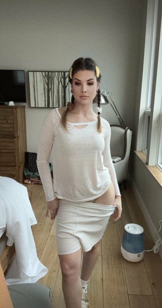 amanda-cerny gallery photo #753