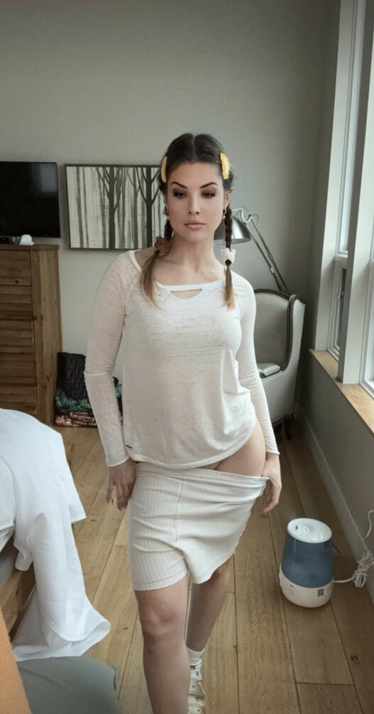 amanda-cerny gallery photo #759