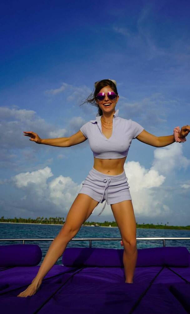 amanda-cerny gallery photo #957