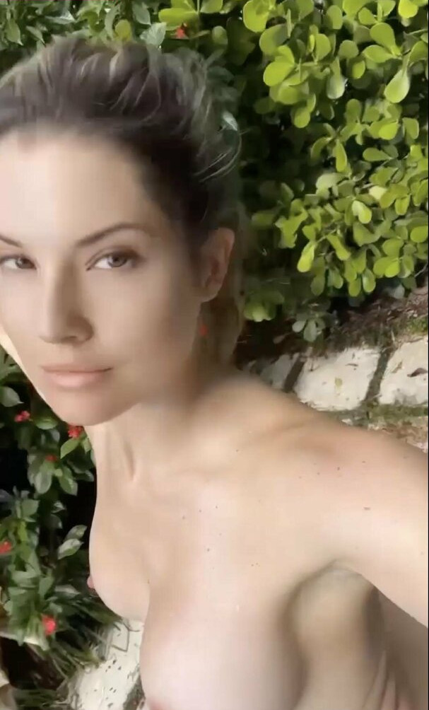 amanda-cerny gallery photo #985