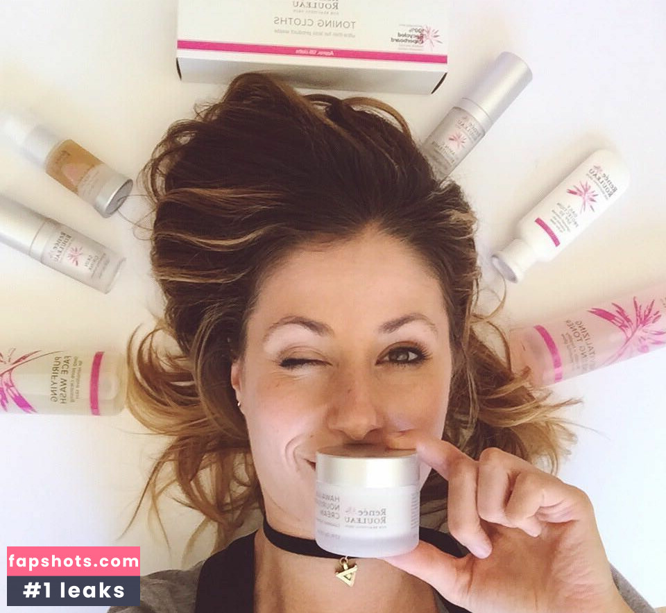 Amanda Crew Nude Leaks OnlyFans Photos #20 - LeakJerk