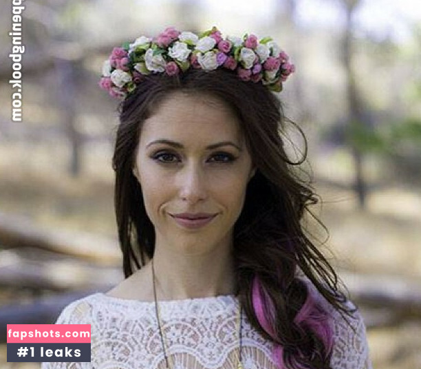 Amanda Crew Nude Leaks OnlyFans Photos #8 - LeakJerk