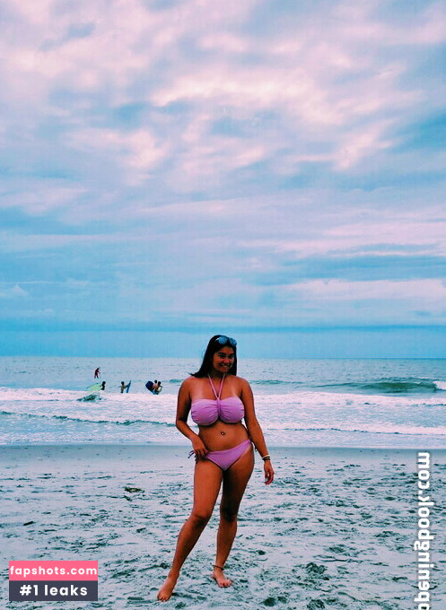 Amanda F gallery photo #7