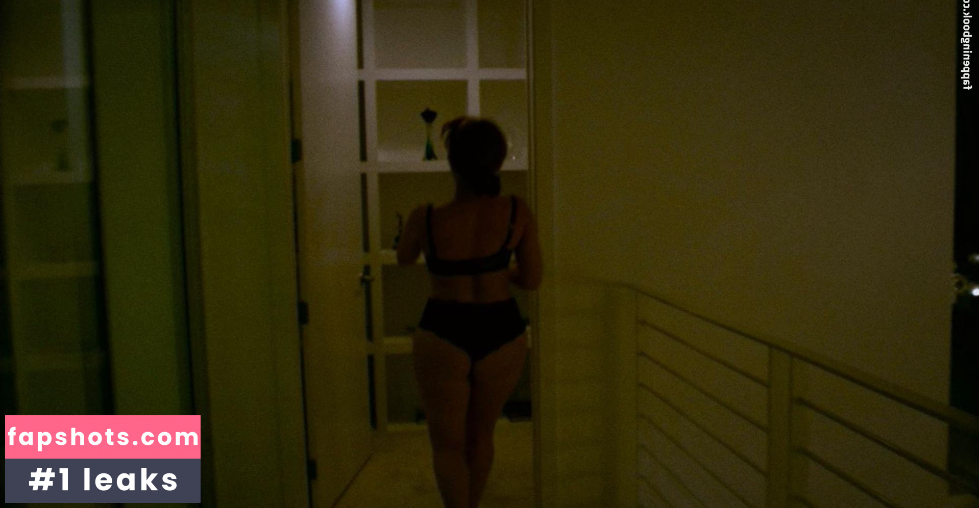 Amanda Fuller gallery photo #19