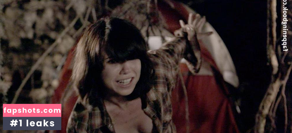 Amanda Fuller gallery photo #22