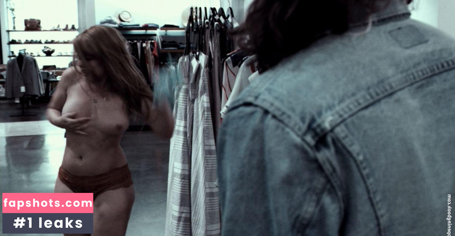 Amanda Fuller gallery photo #32