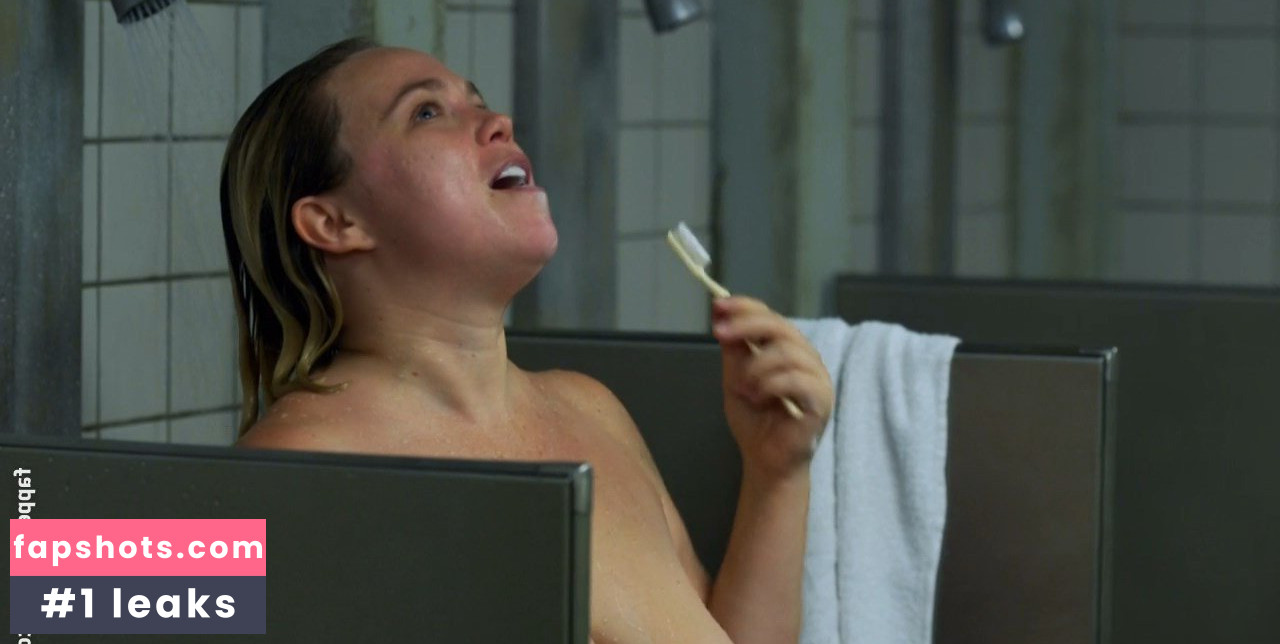 Amanda Fuller gallery photo #5