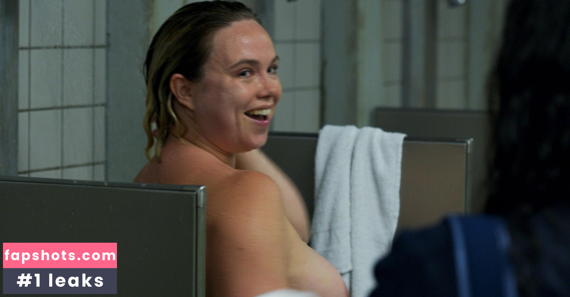 Amanda Fuller gallery photo #44