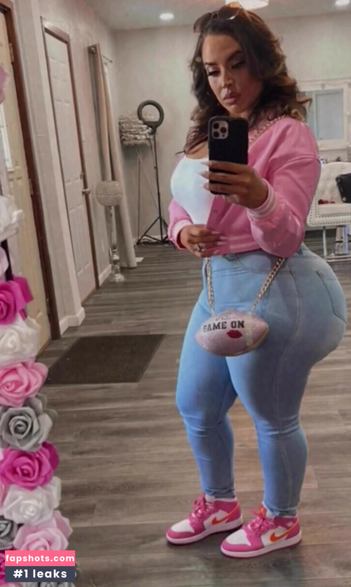 Amanda Garcia gallery photo #18