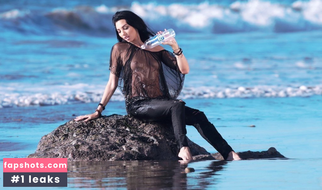 Amanda Geores gallery photo #15