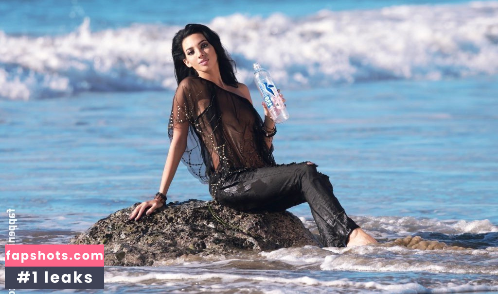 Amanda Geores gallery photo #17