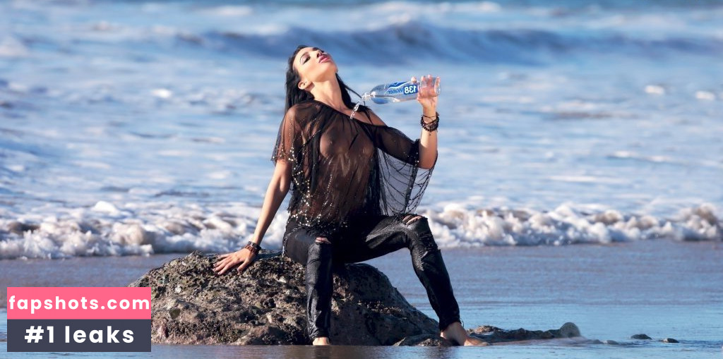 Amanda Geores gallery photo #19