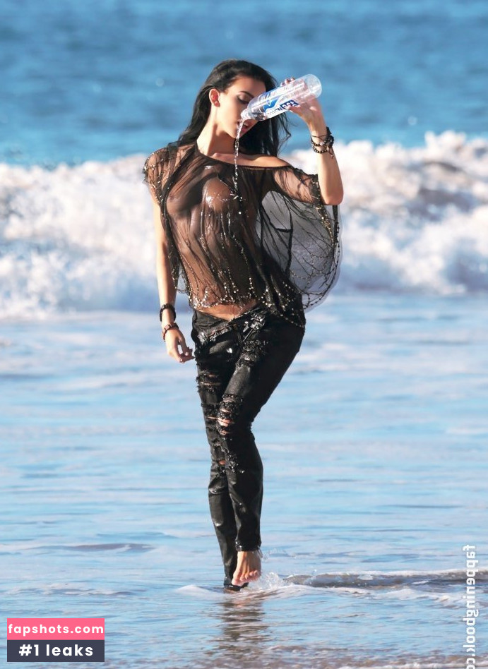 Amanda Geores gallery photo #20