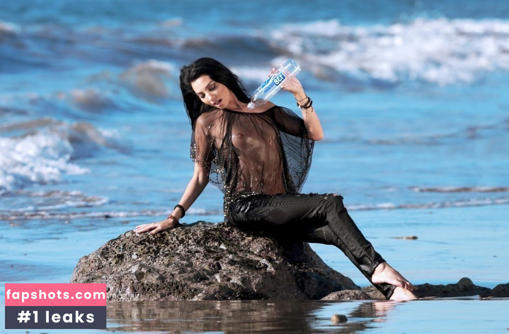 Amanda Geores gallery photo #42