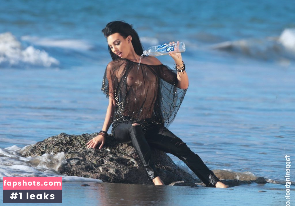 Amanda Geores gallery photo #6