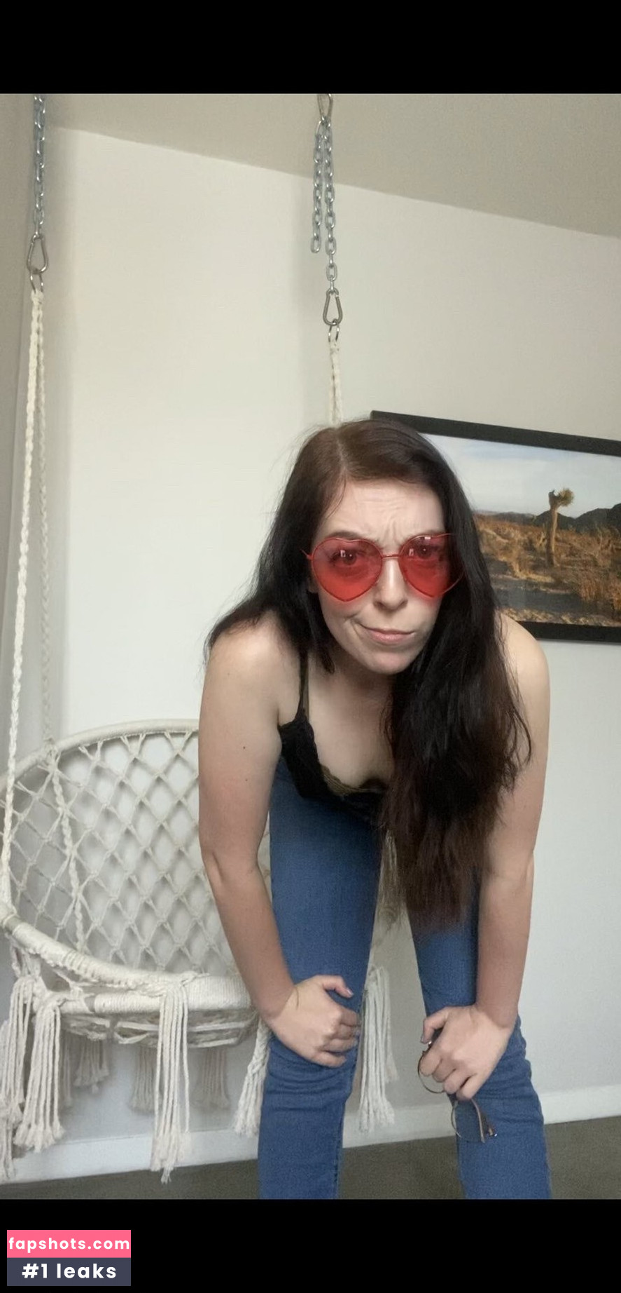 Amanda Golka gallery photo #17