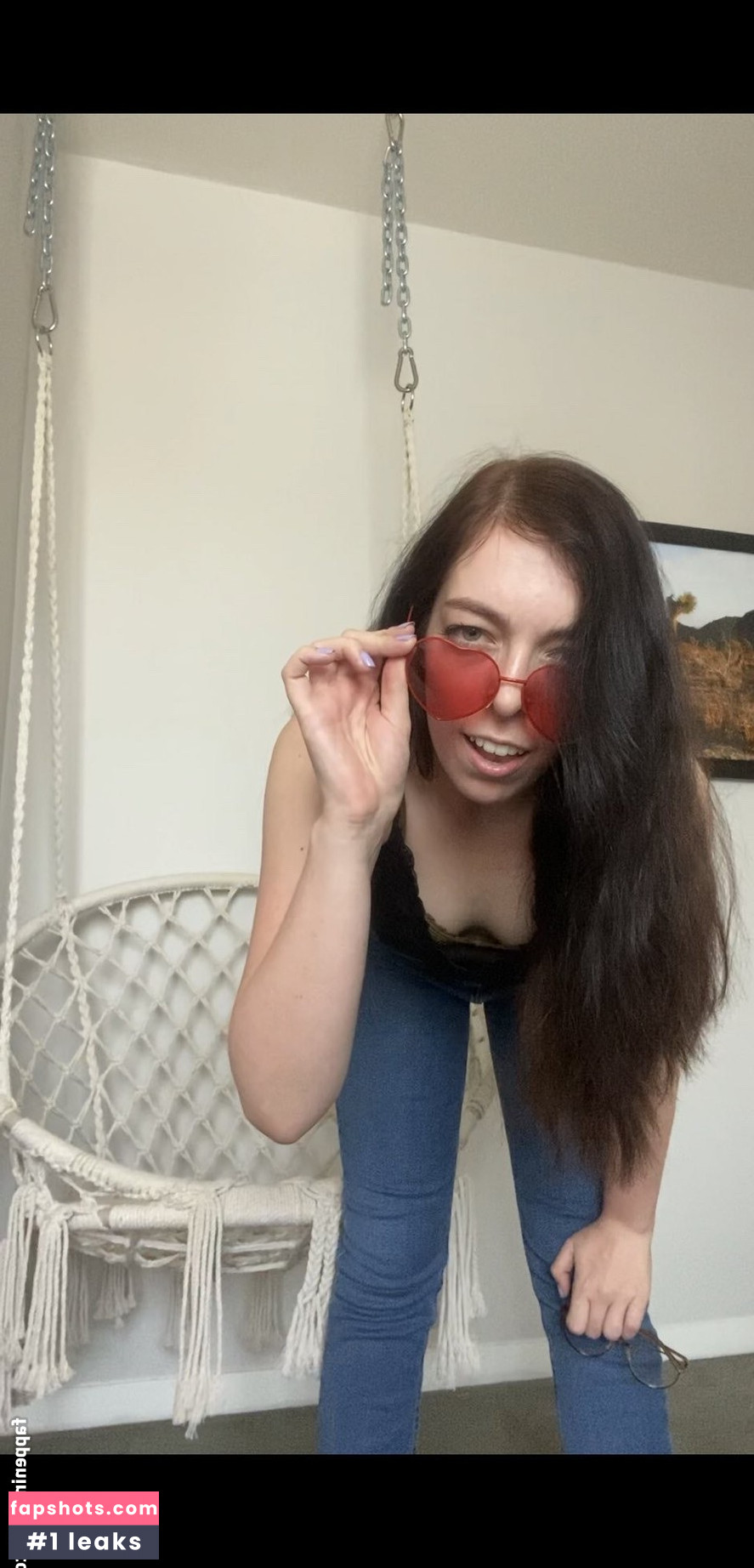 Amanda Golka gallery photo #24