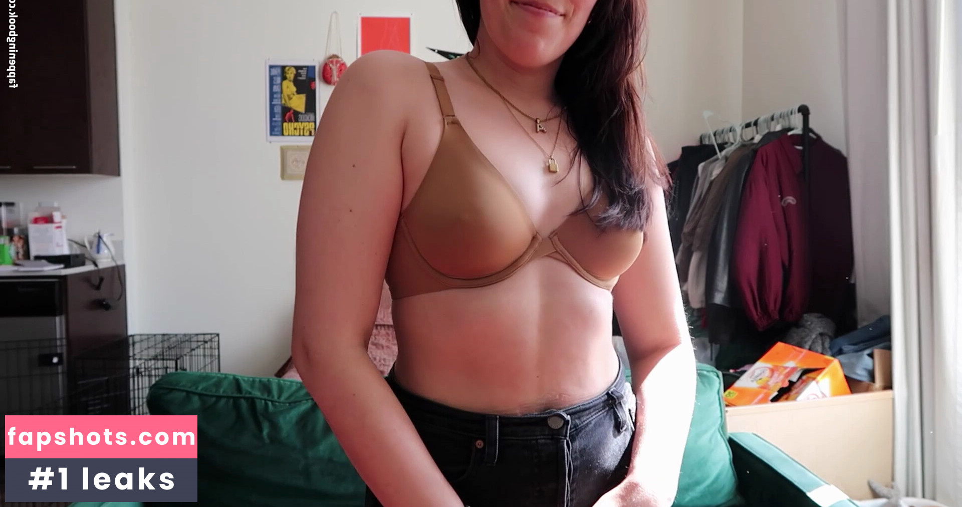 Amanda Golka gallery photo #6