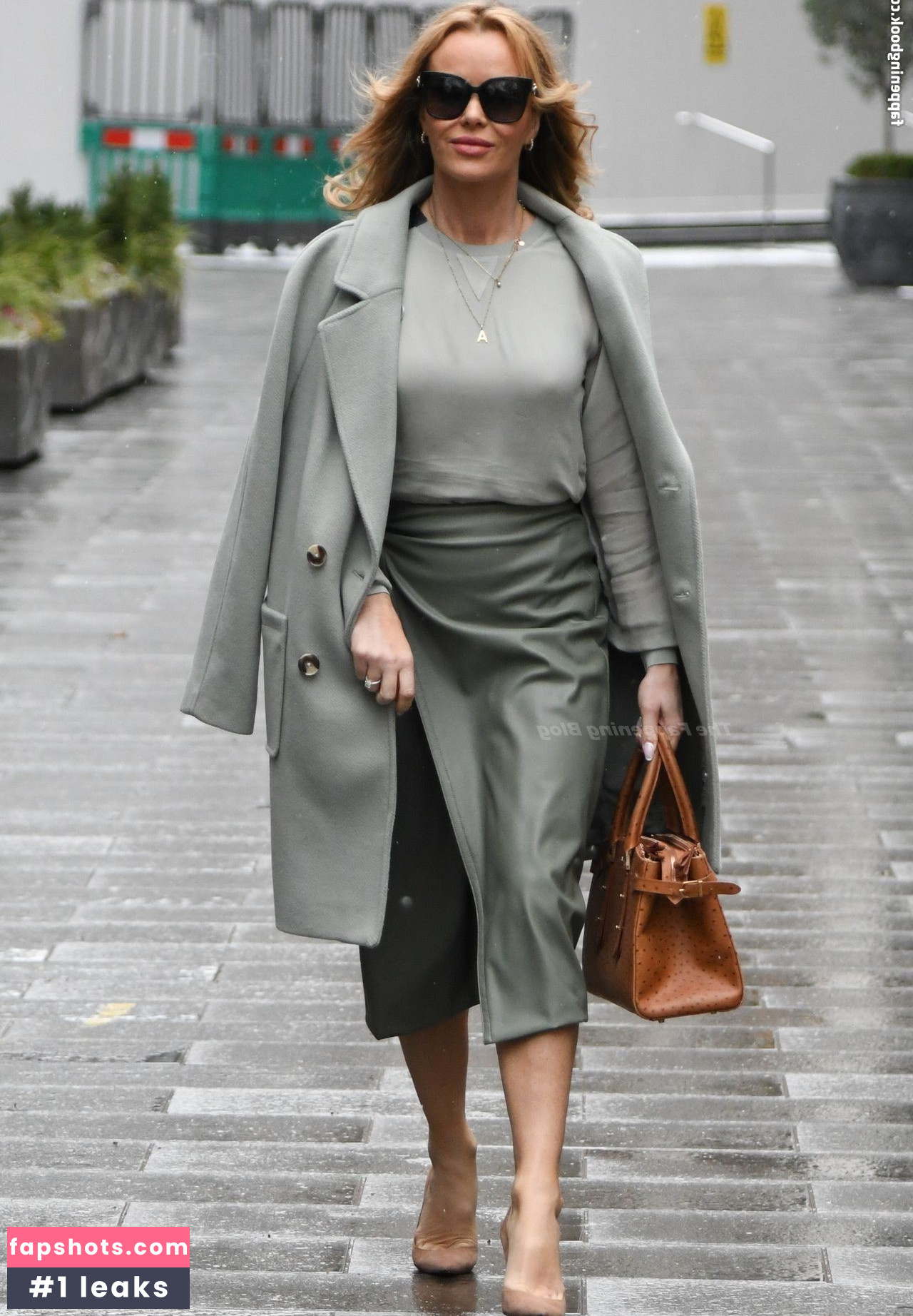 Amanda Holden Nahé úniky fotek pouze od fanoušků #1014 - Fapshots