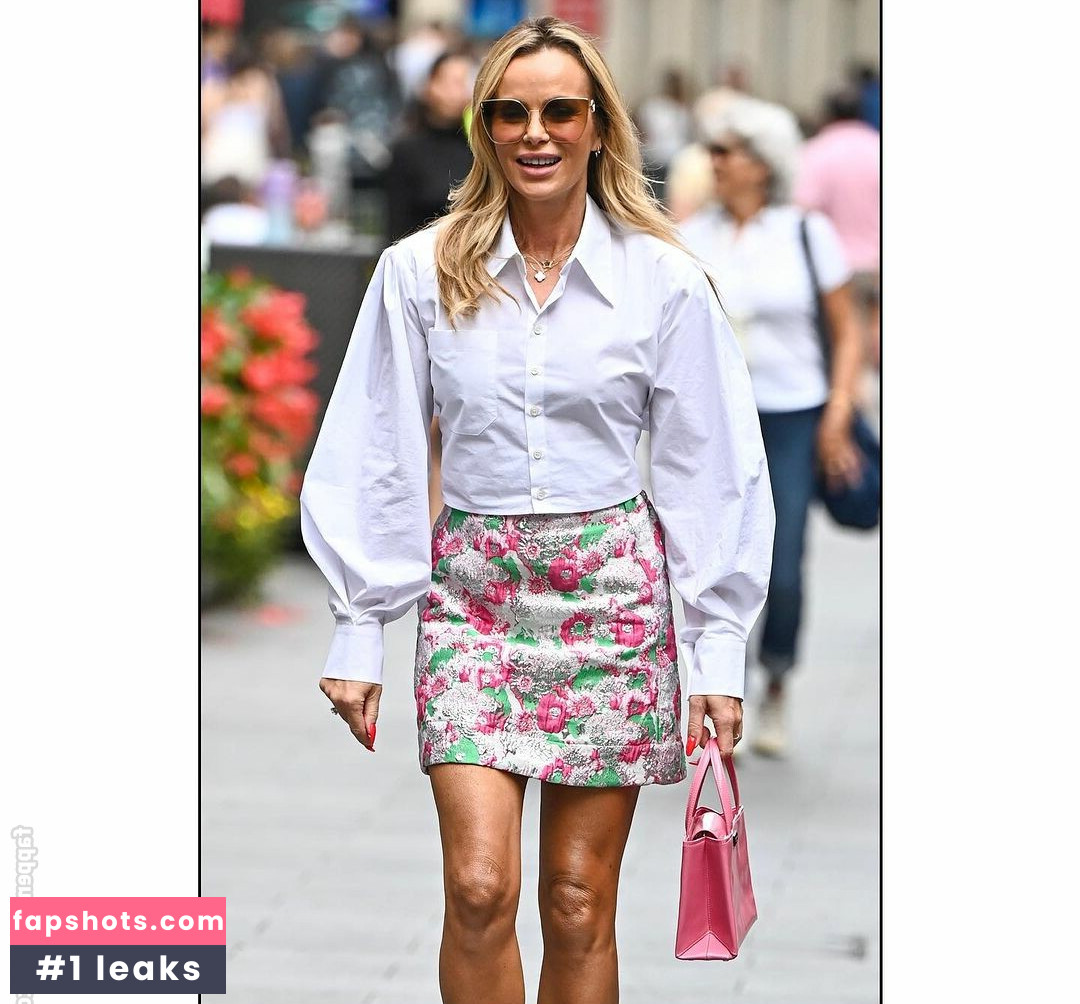 Amanda Holden Nahé úniky fotek pouze od fanoušků #420 - Fapshots