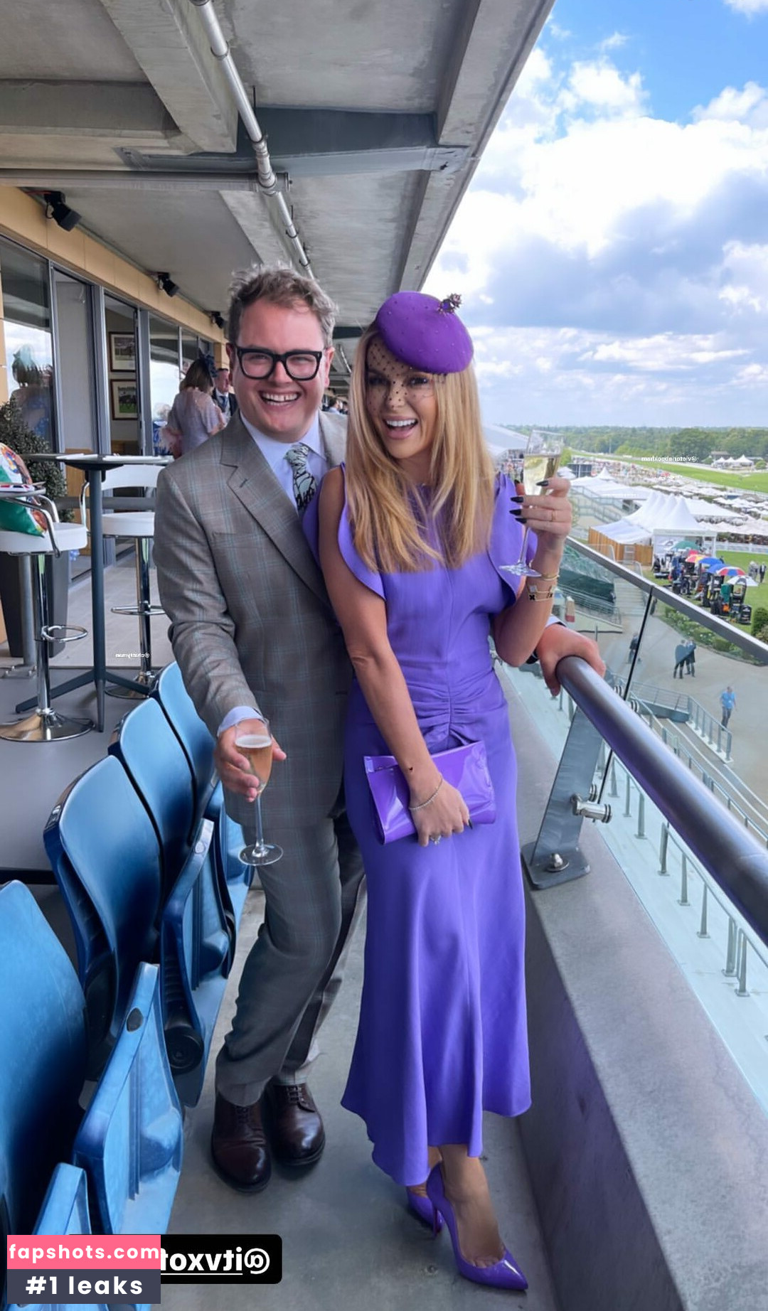 Amanda Holden Nahé úniky fotek pouze od fanoušků #474 - Fapshots