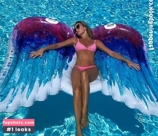 Amanda Holden Nahé úniky fotek pouze od fanoušků #741 - Fapshots