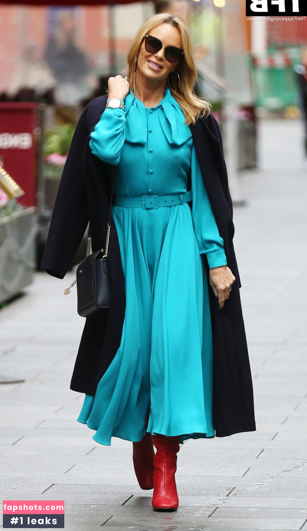 Amanda Holden Nahé úniky fotek pouze od fanoušků #757 - Fapshots