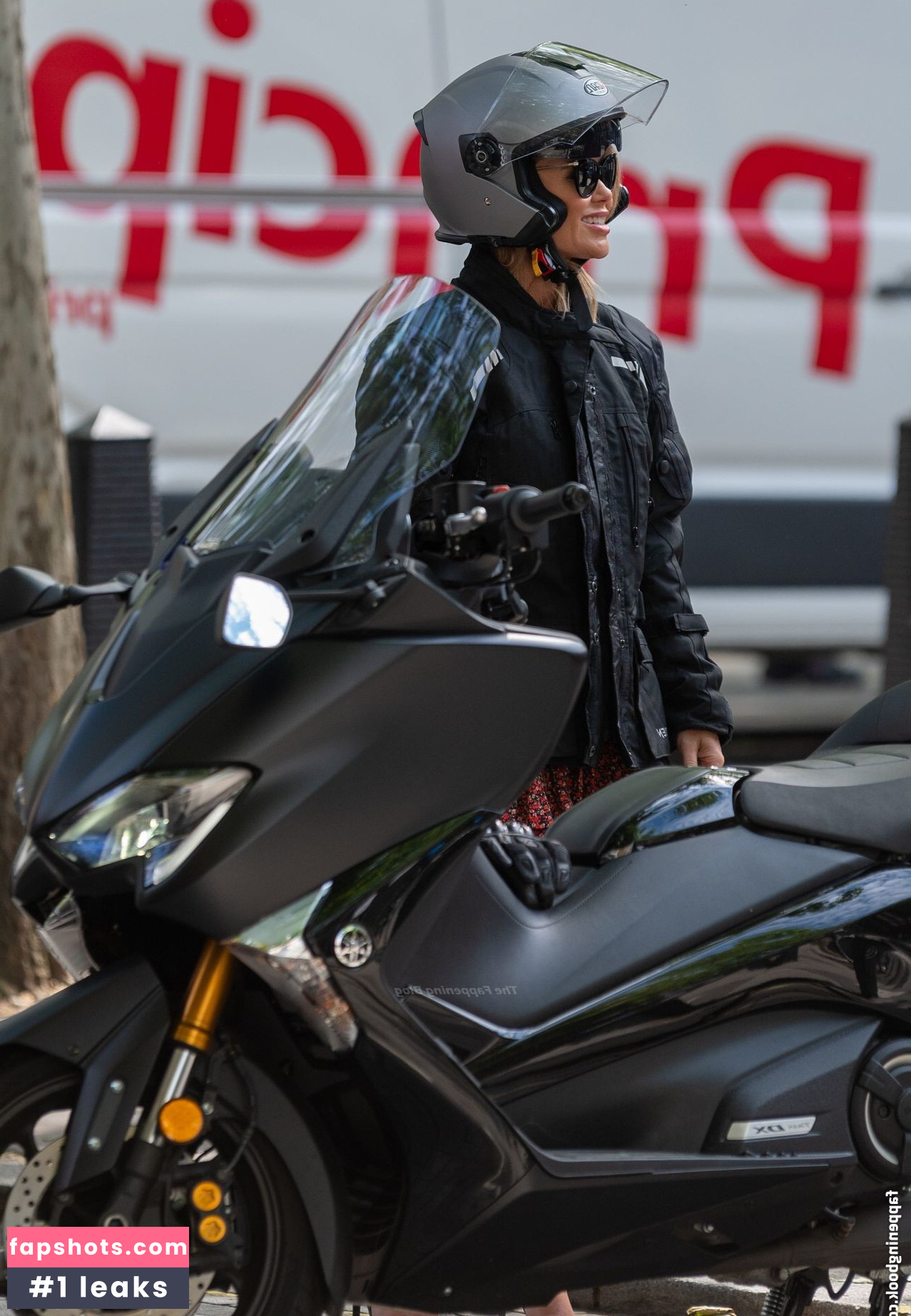 Amanda Holden Nahé úniky fotek pouze od fanoušků #822 - Fapshots