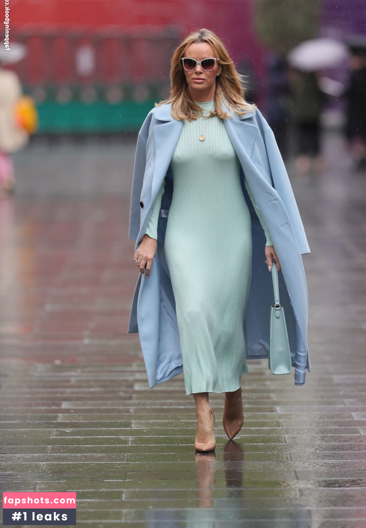 Amanda Holden Nahé úniky fotek pouze od fanoušků #912 - Fapshots