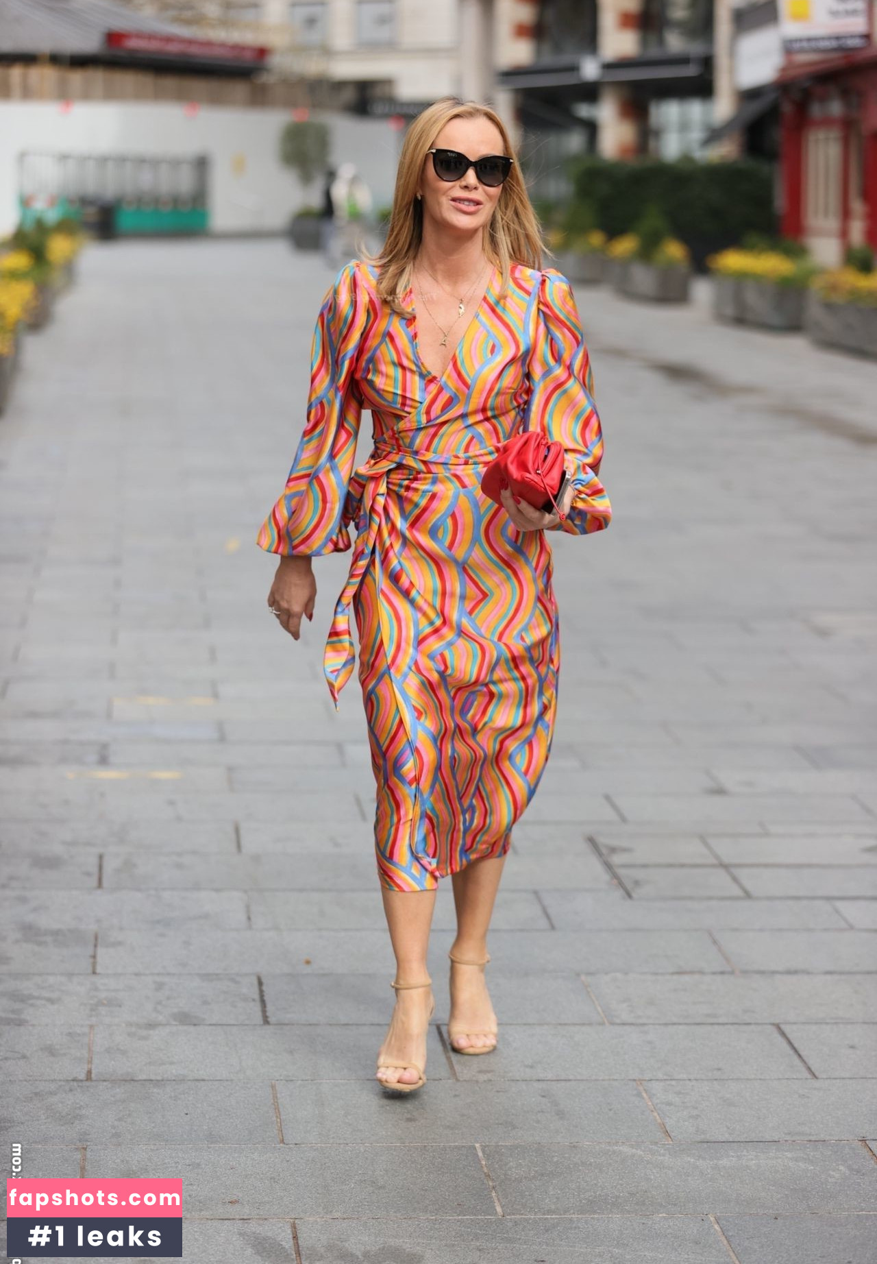 Amanda Holden Nahé úniky fotek pouze od fanoušků #933 - Fapshots