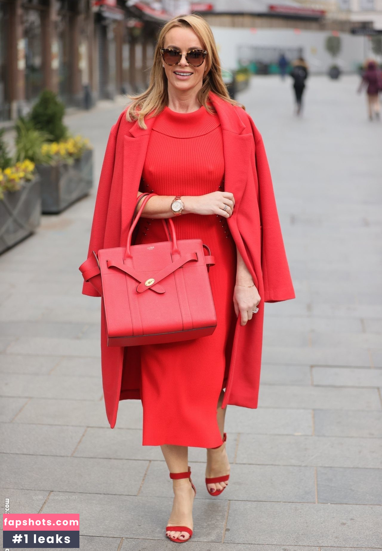 Amanda Holden Nahé úniky fotek pouze od fanoušků #970 - Fapshots