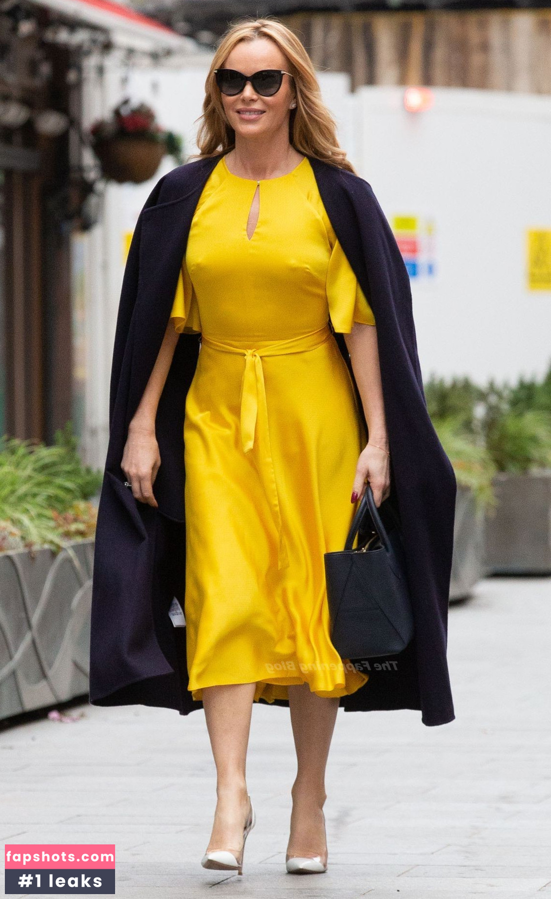 Amanda Holden Nahé úniky fotek pouze od fanoušků #986 - Fapshots