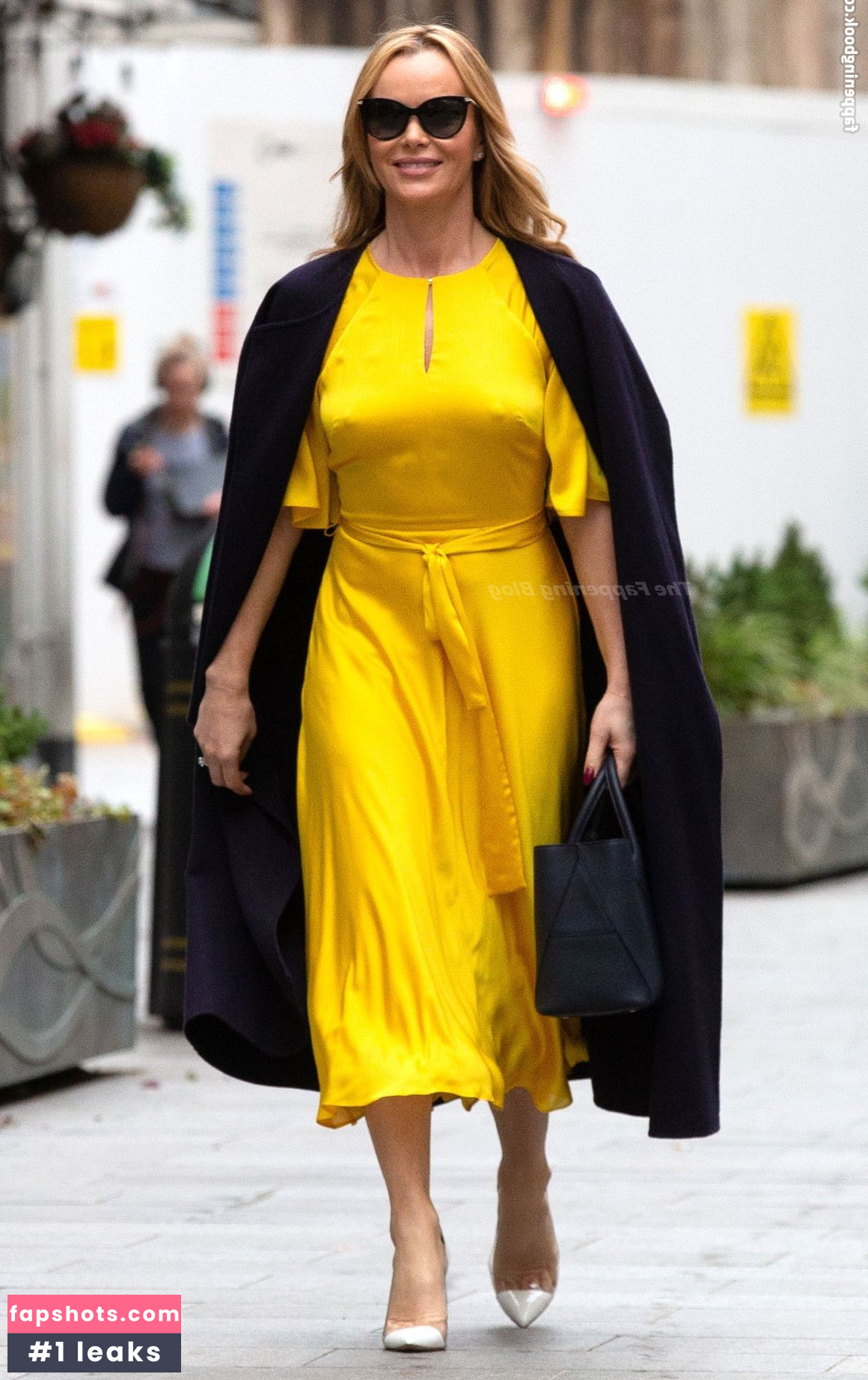 Amanda Holden Nahé úniky fotek pouze od fanoušků #988 - Fapshots