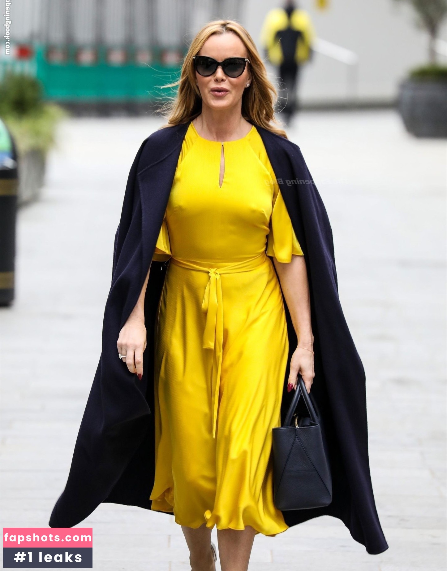 Amanda Holden Nahé úniky fotek pouze od fanoušků #990 - Fapshots