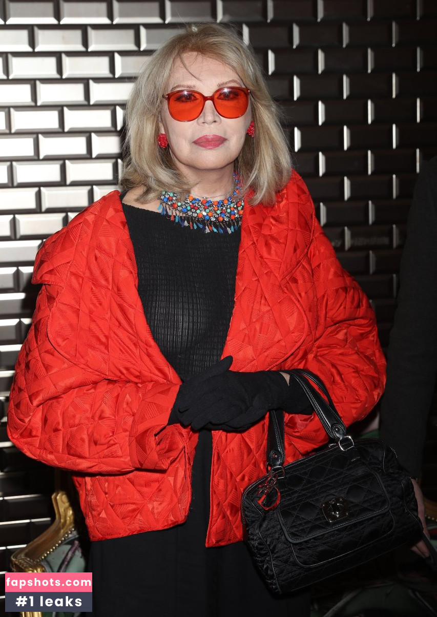 Amanda Lear gallery photo #11