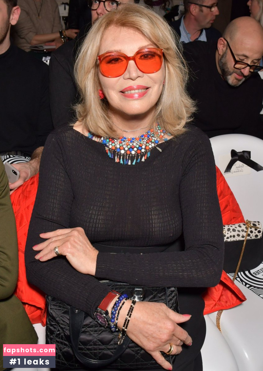 Amanda Lear gallery photo #12