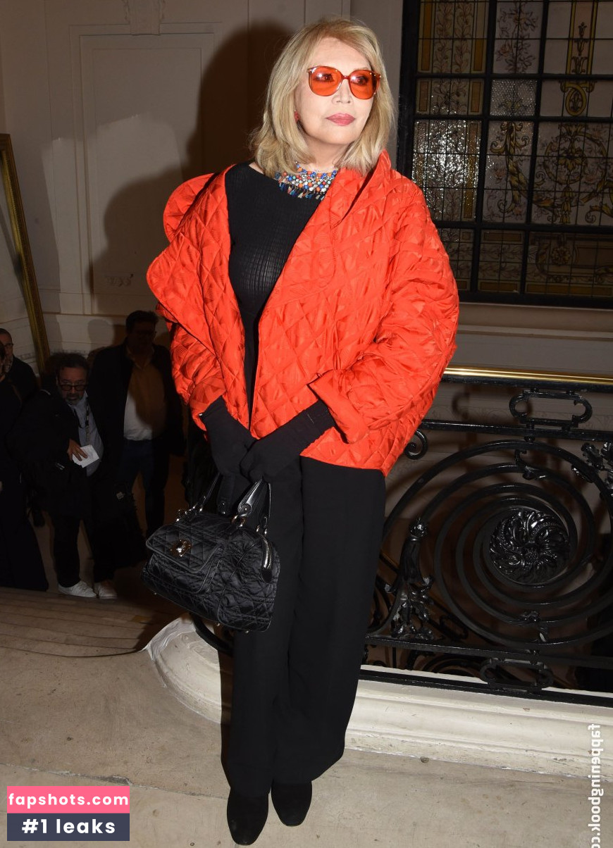 Amanda Lear gallery photo #14