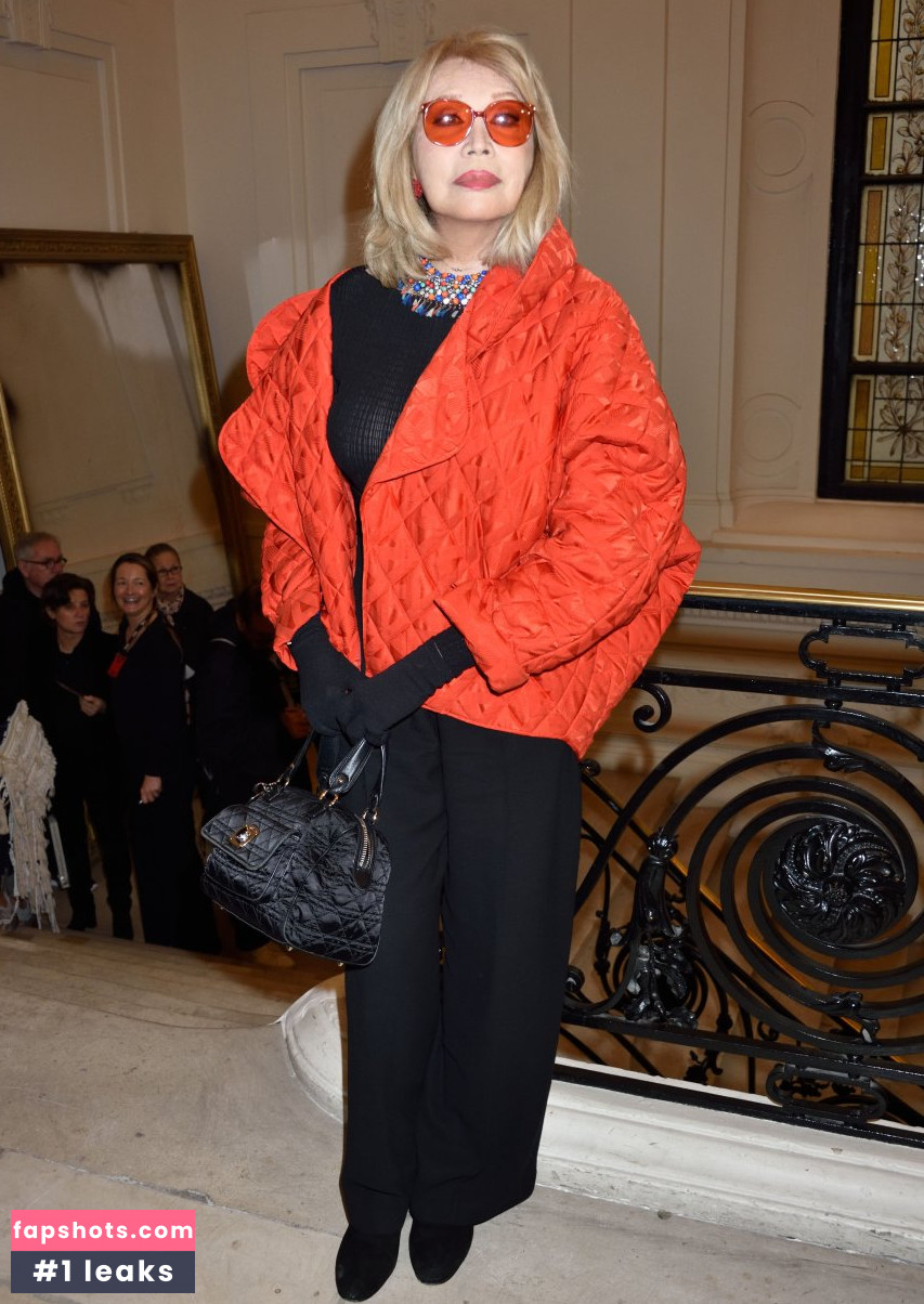 Amanda Lear gallery photo #19