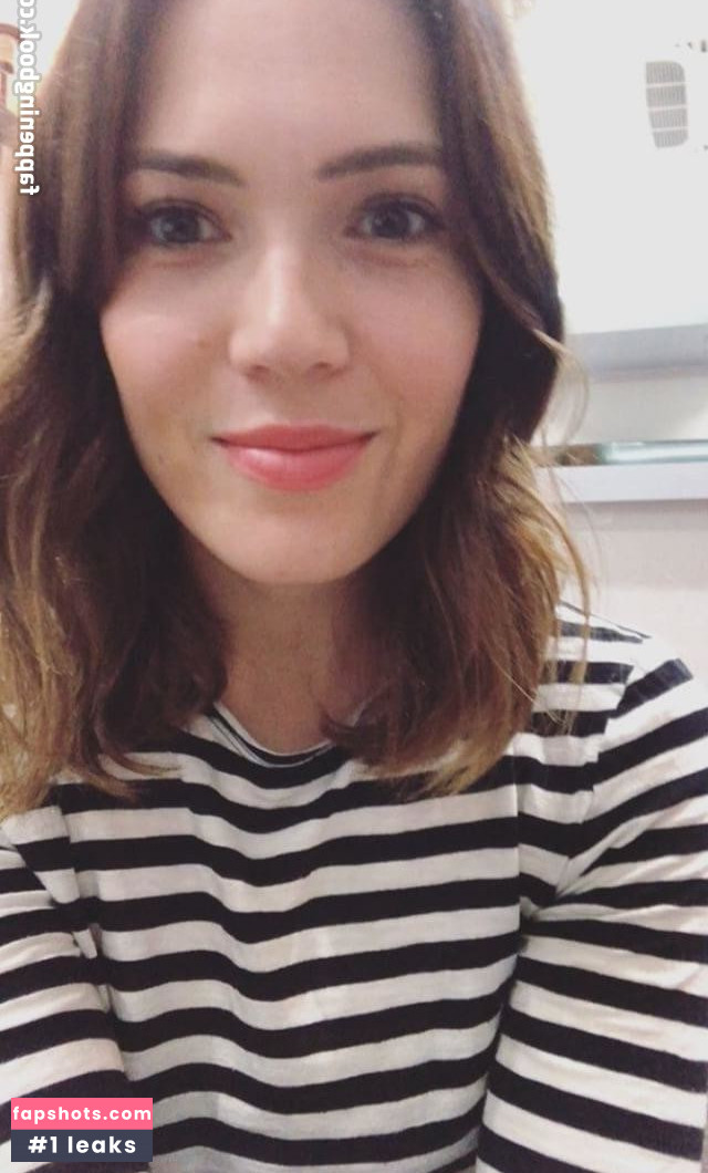 Amanda Leigh Moore gallery photo #58