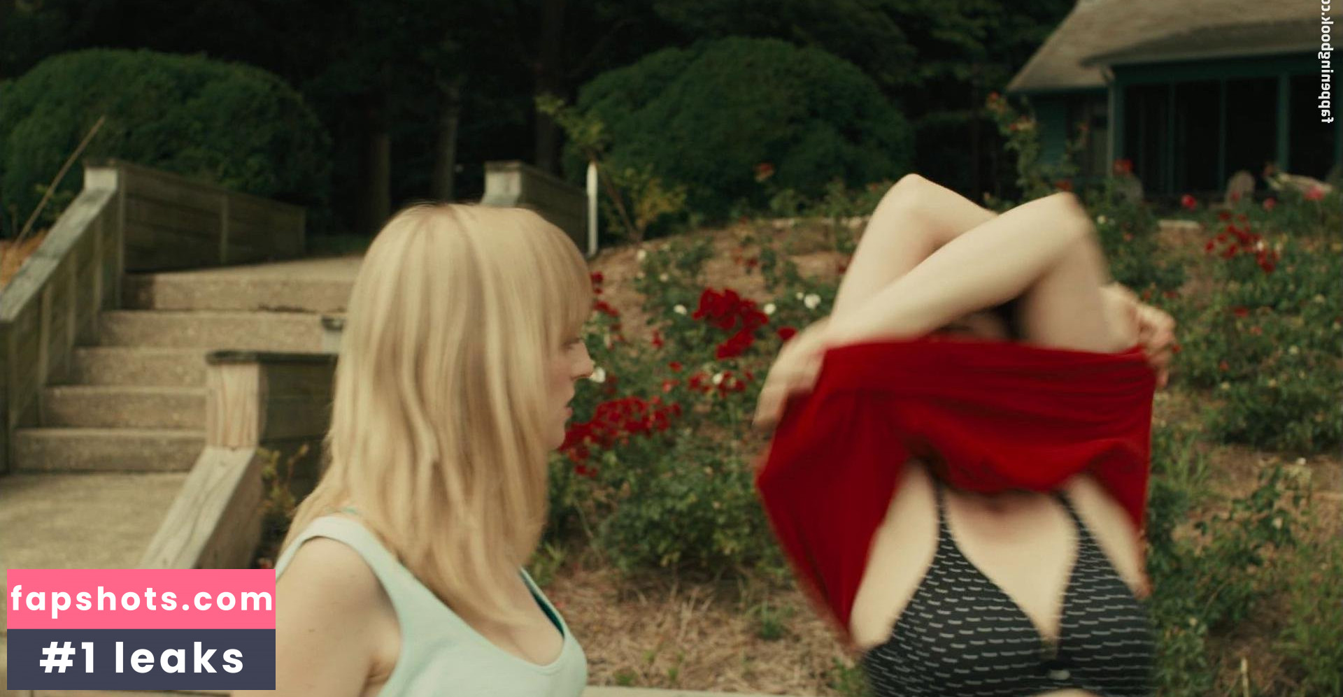 Amanda McCann gallery photo #8