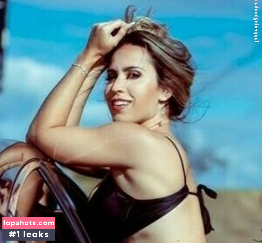 Amanda Miguez gallery photo #3